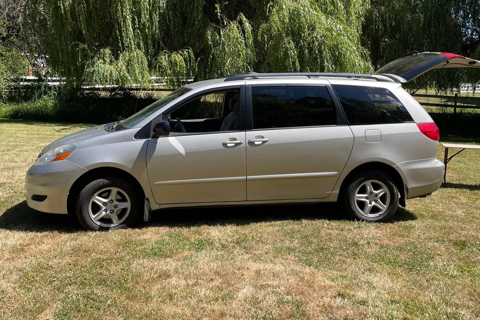 Toyota Sienna Campervan