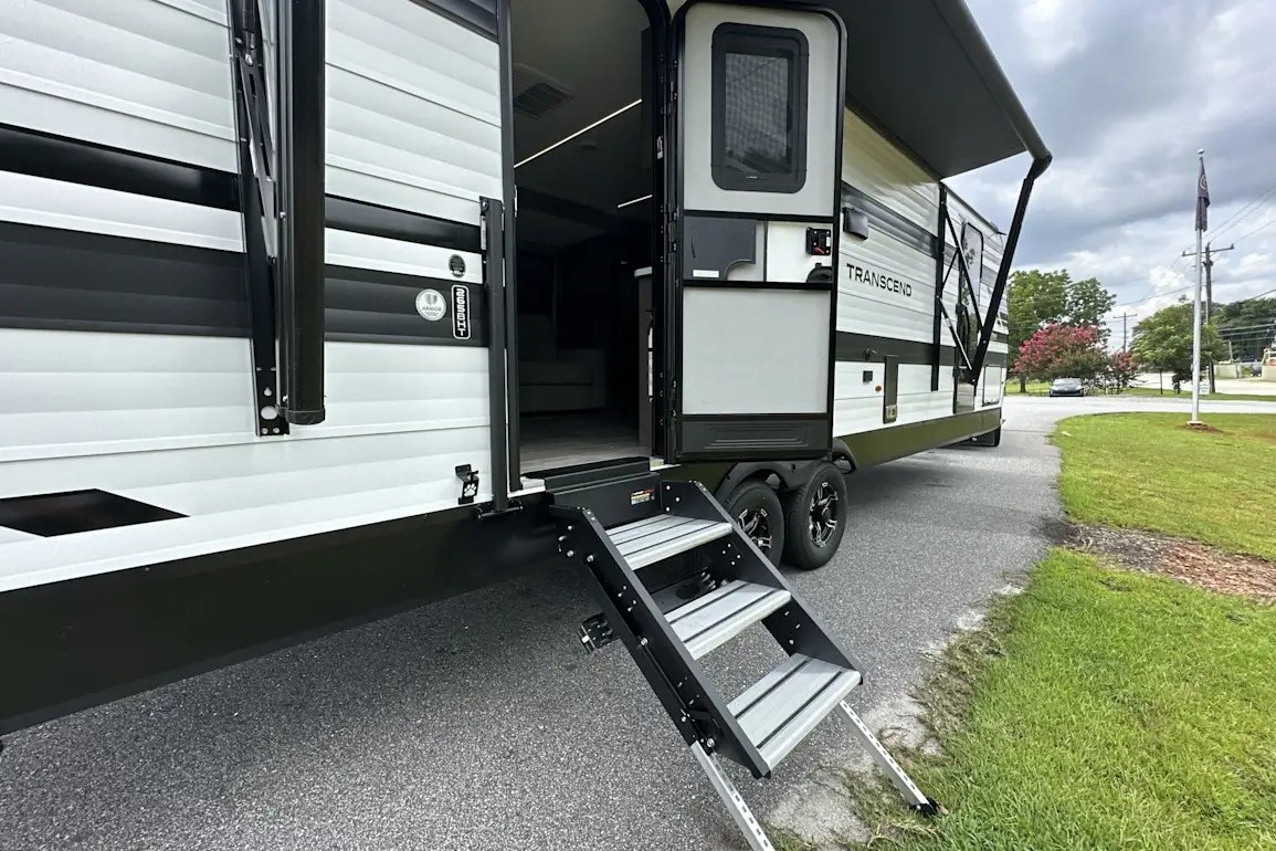 2025 BRAND NEW! Grand Design Transcend 265BH