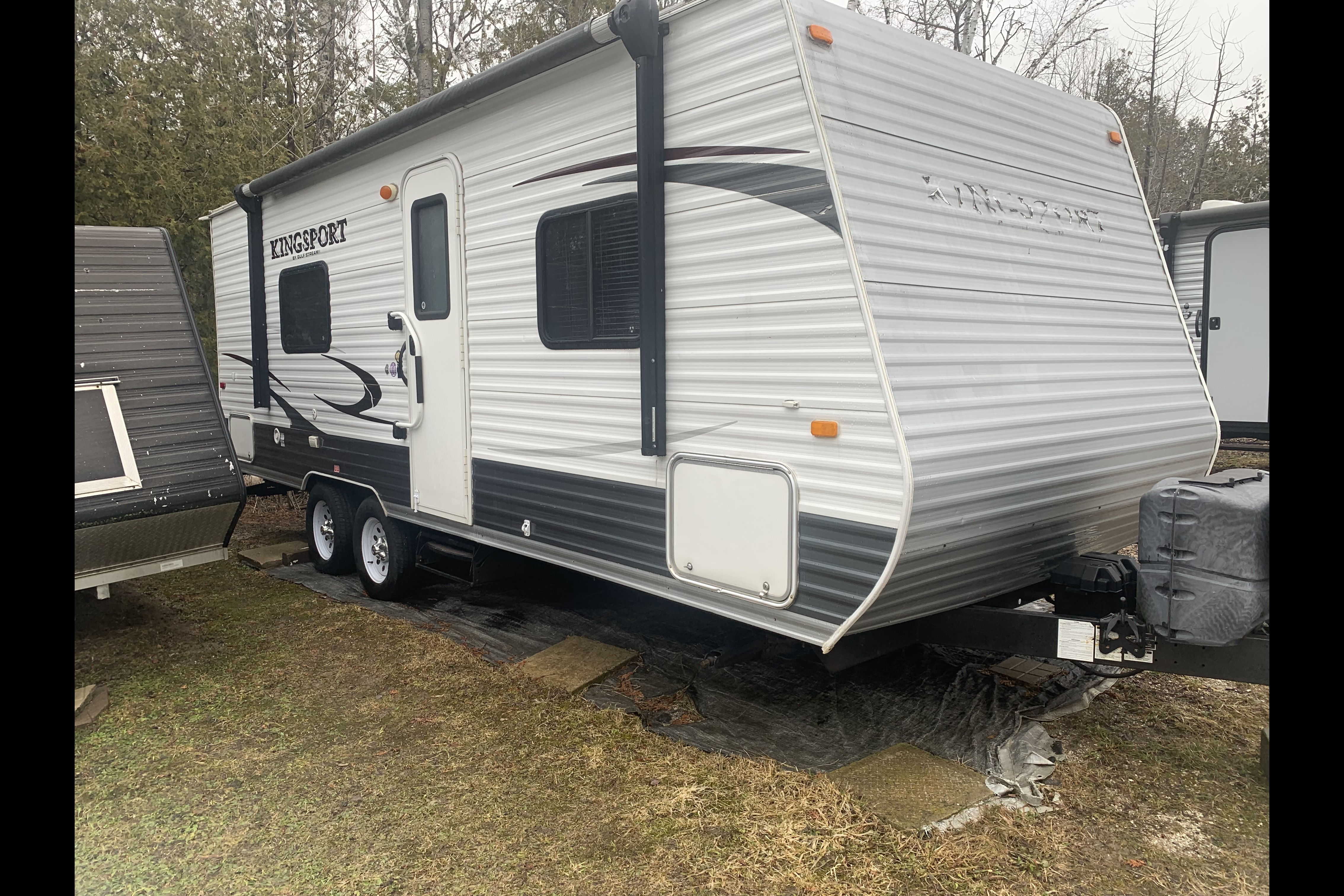 Marilyn 's Gulf Stream Keystone Travel Trailer
