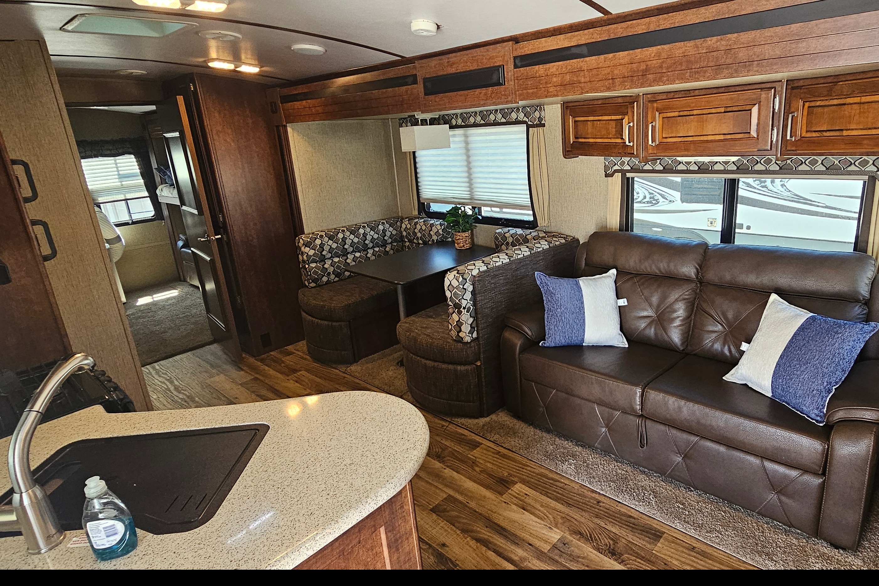 Isaac's Outback 312BH BunkHouse