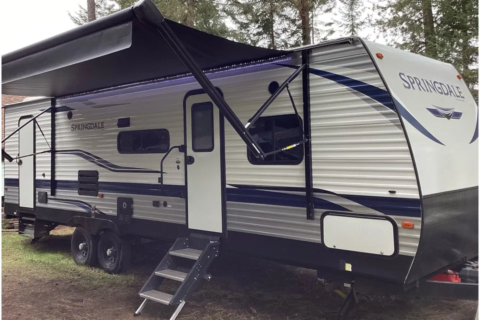Kara's Keystone Springdale 282BH Travel Trailer