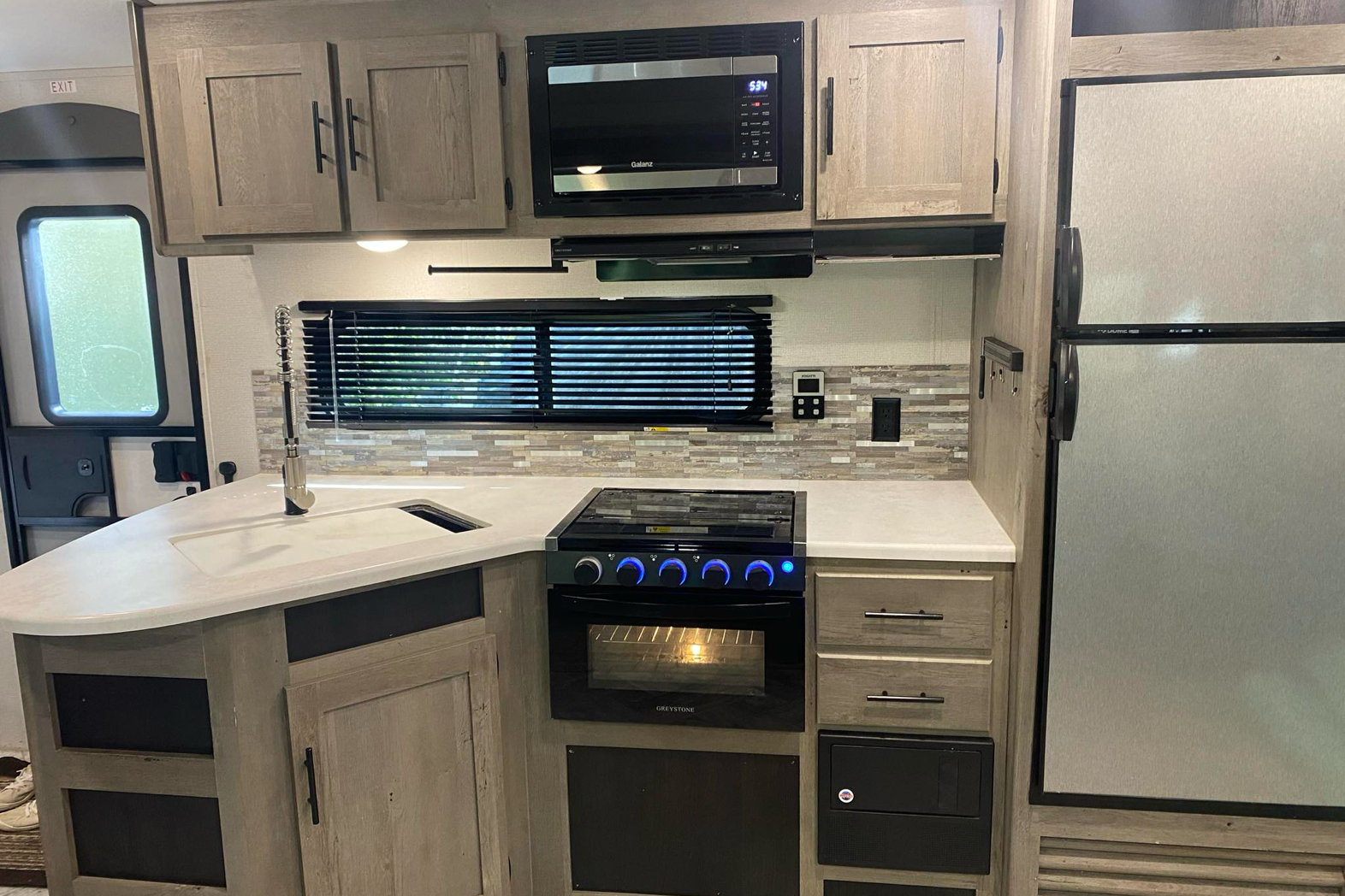 Kara's Keystone Springdale 282BH Travel Trailer