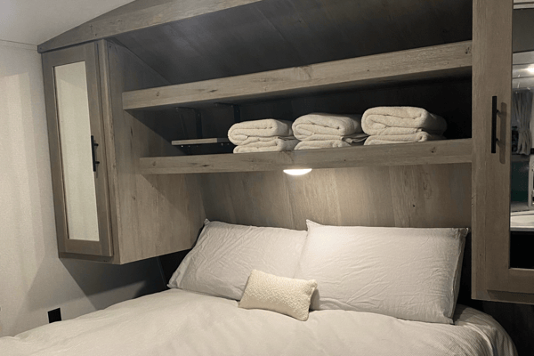 Kara's Keystone Springdale 282BH Travel Trailer