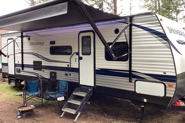 Kara's Keystone Springdale 282BH Travel Trailer