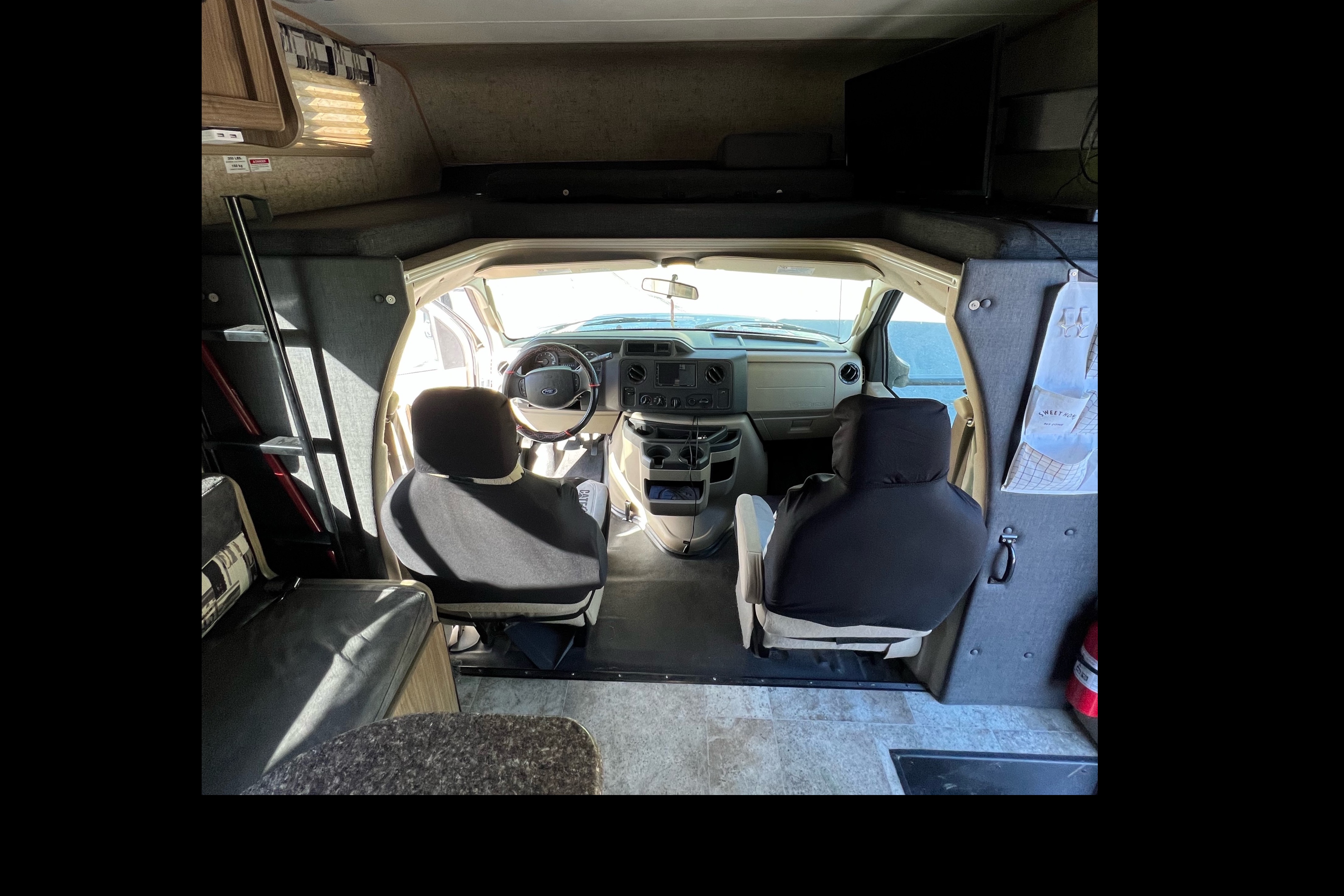 Roney's Coachman freelander   Class C