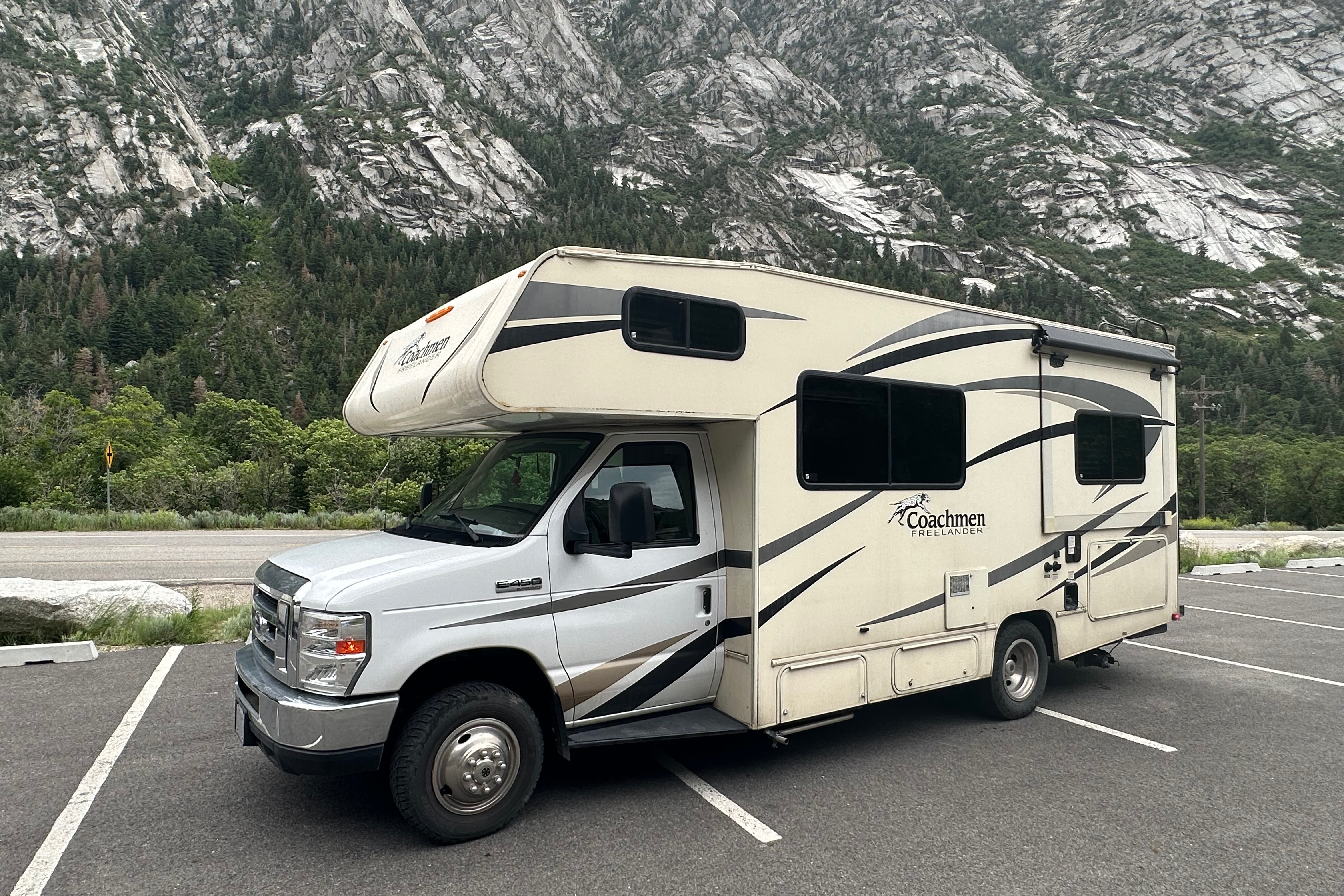 Roney's Coachman freelander   Class C