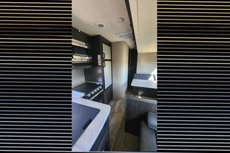 Ashley's Dutchmen Kodiak Travel Trailer