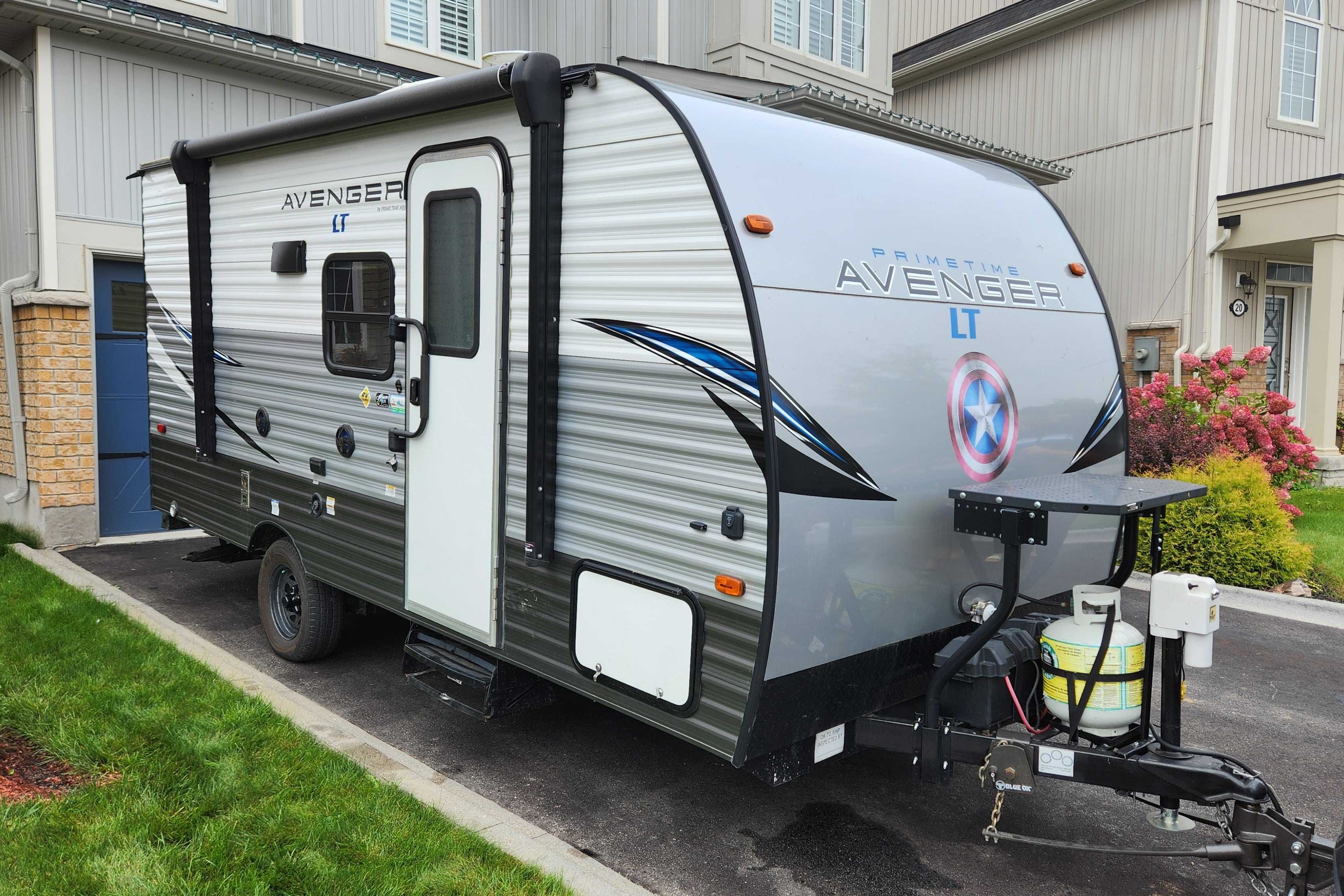 2021 Avenger Mini Van Towable 16BH Travel Trailer - Sleeps Family of 5