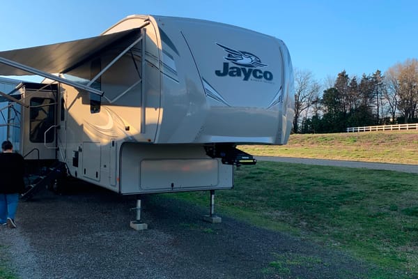 Zack's Jayco Eagle Fifth Wheel