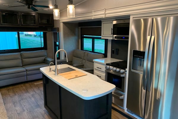 Zack's Jayco Eagle Fifth Wheel