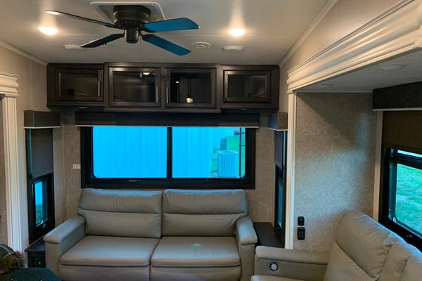 Zack's Jayco Eagle Fifth Wheel
