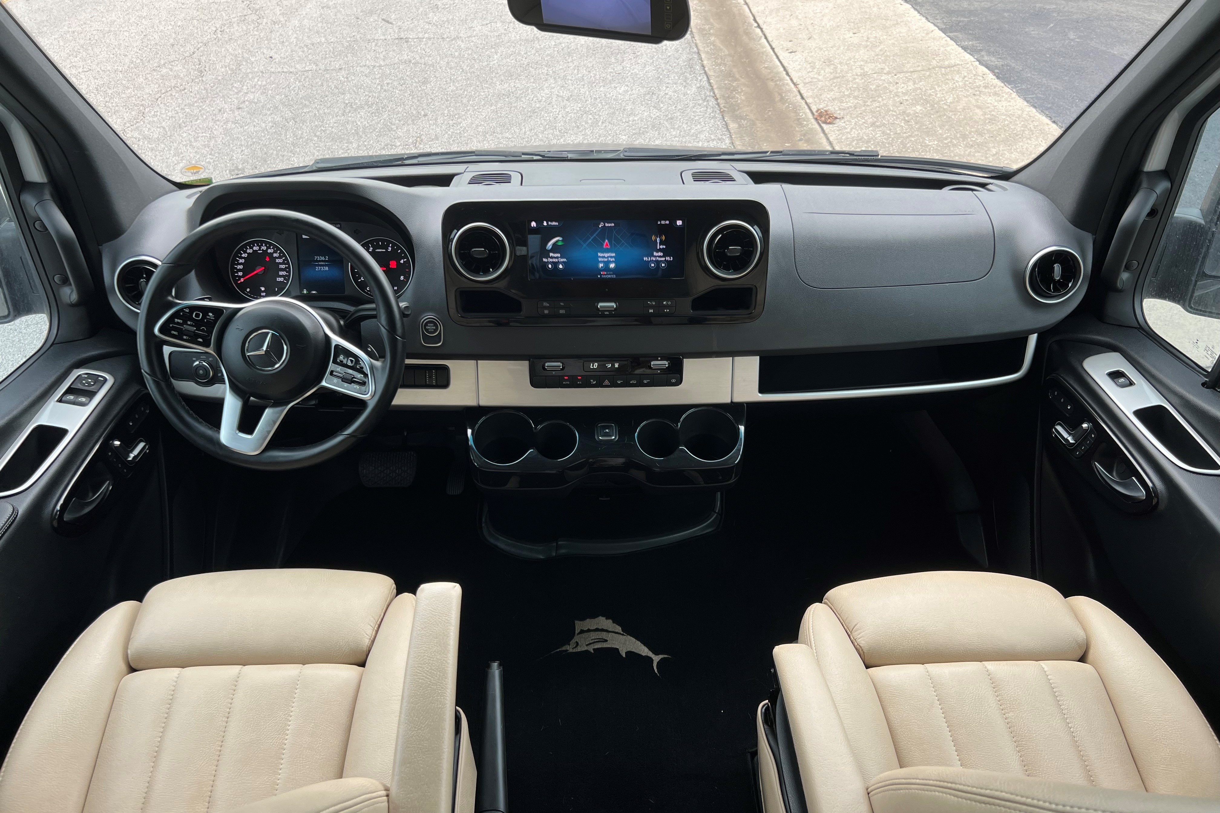 2021 Airstream Tommy Bahama Interstate 24GL, Class B