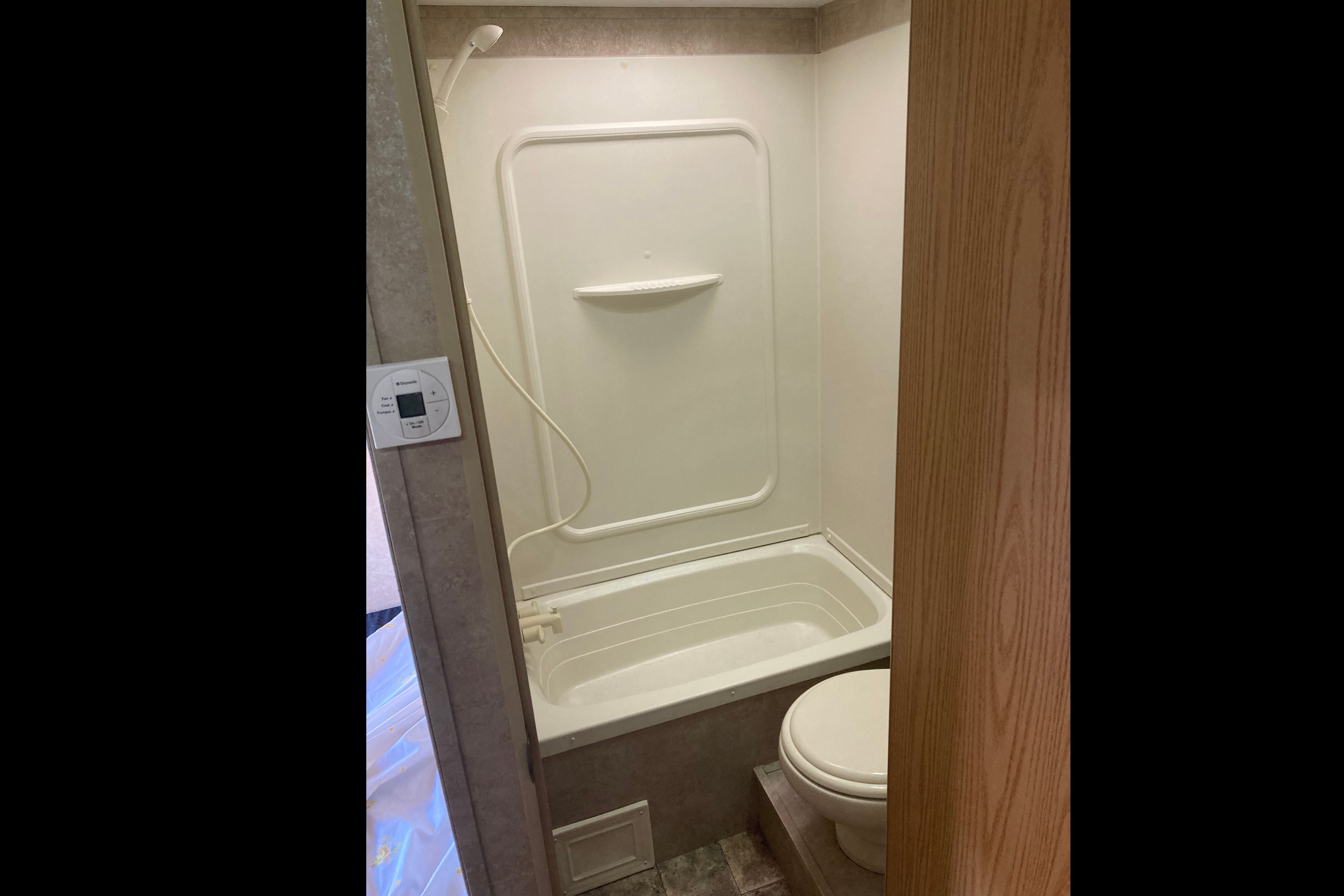 Trent's Spacious Springdale