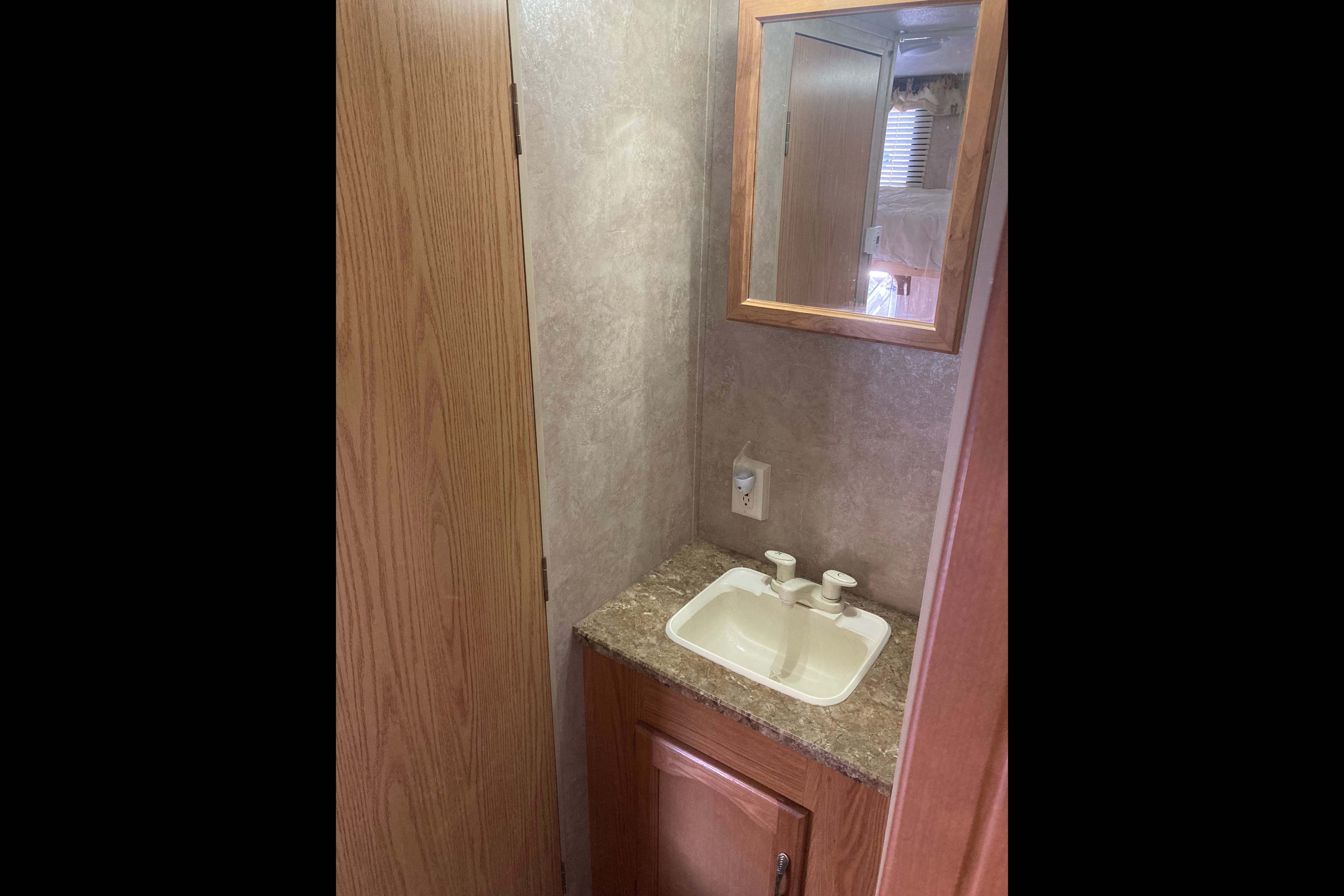 Trent's Spacious Springdale