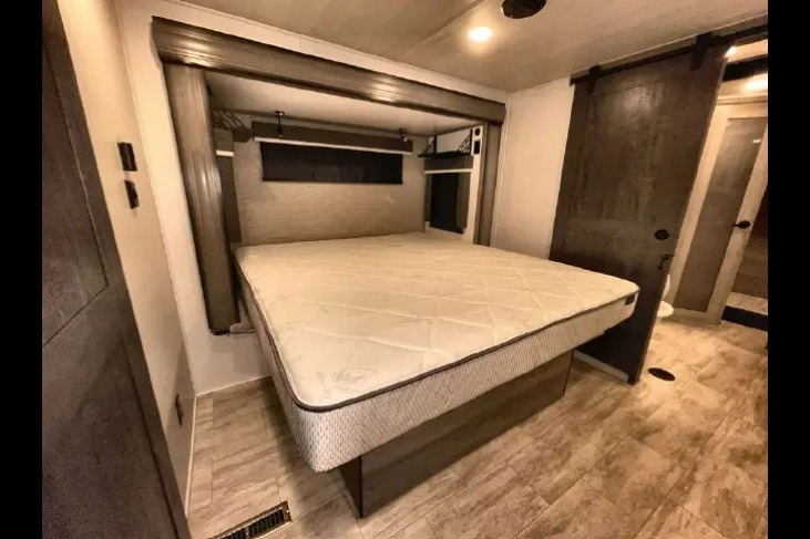 Luxury Size! We do WEC, HITS and Ft Wilderness