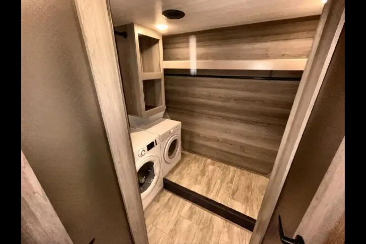 Luxury Size! We do WEC, HITS and Ft Wilderness