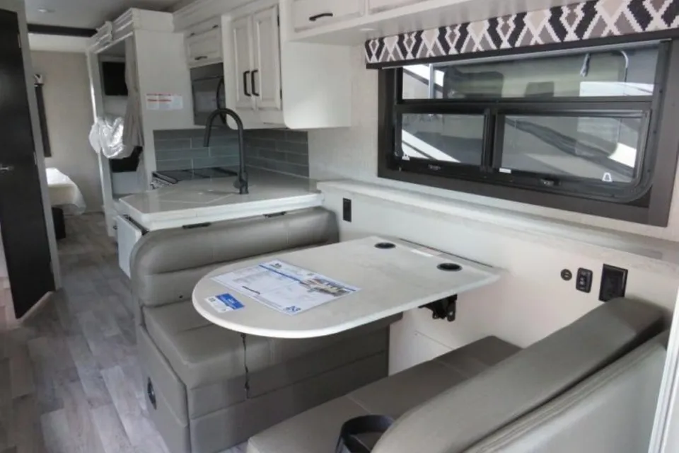  Jayco Alante 29F Class A