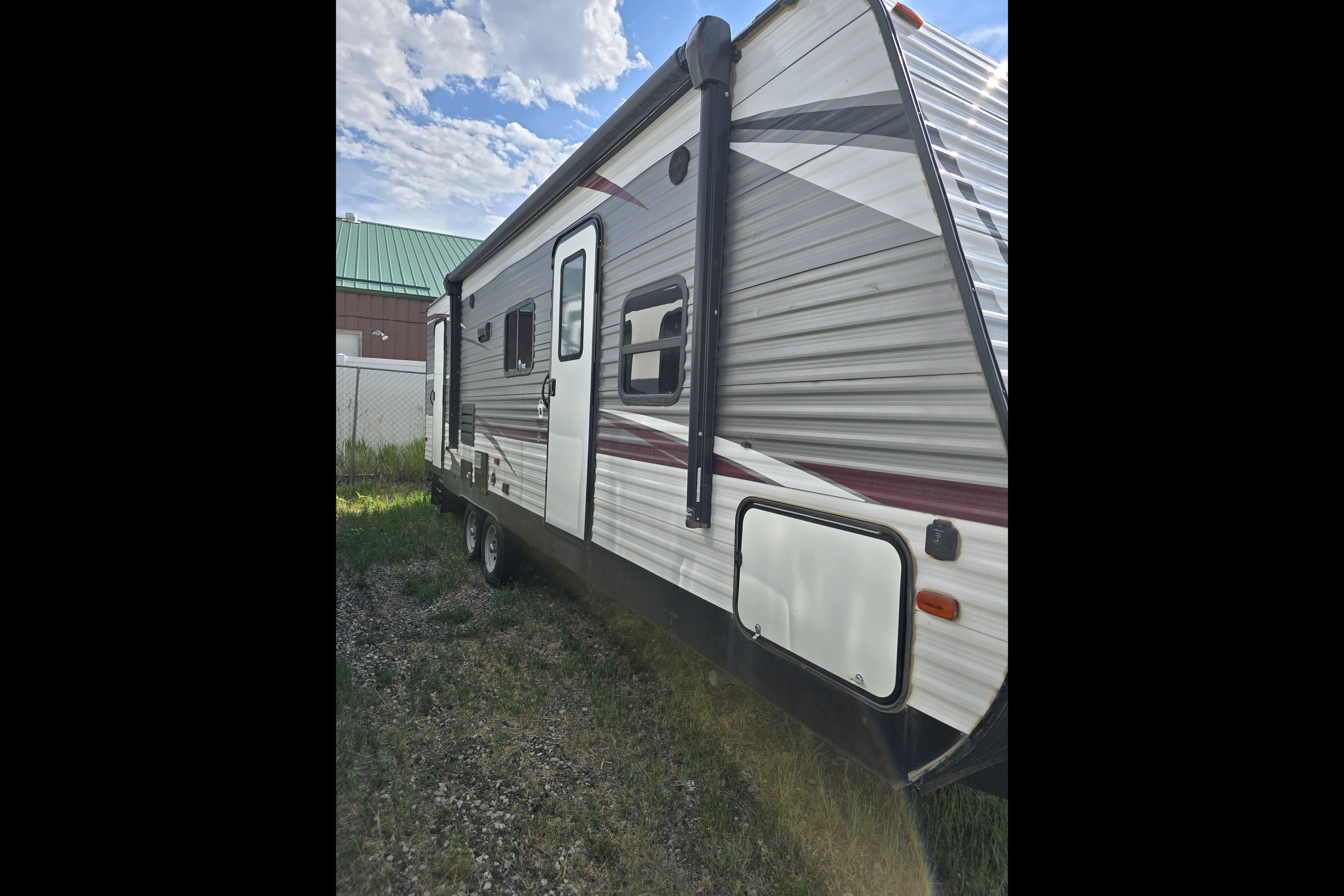brandon's Coleman Lantern 263 BH Travel Trailer