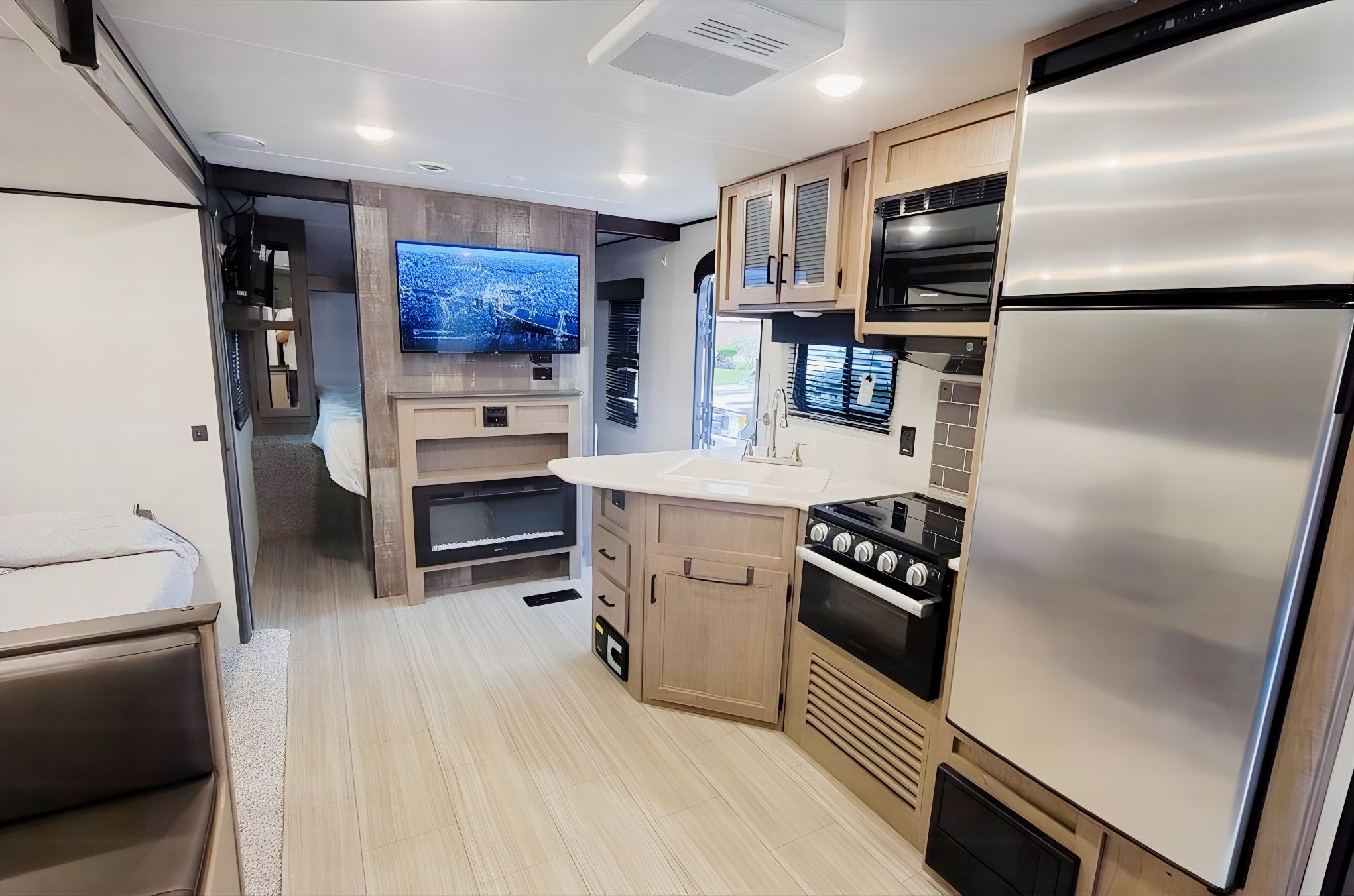 Brian's Keystone Hideout 272BH Travel Trailer