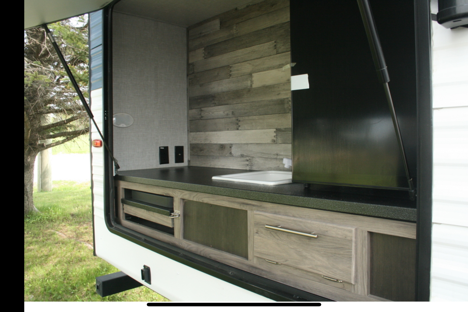 Chris's Zinger 340BH Travel Trailer