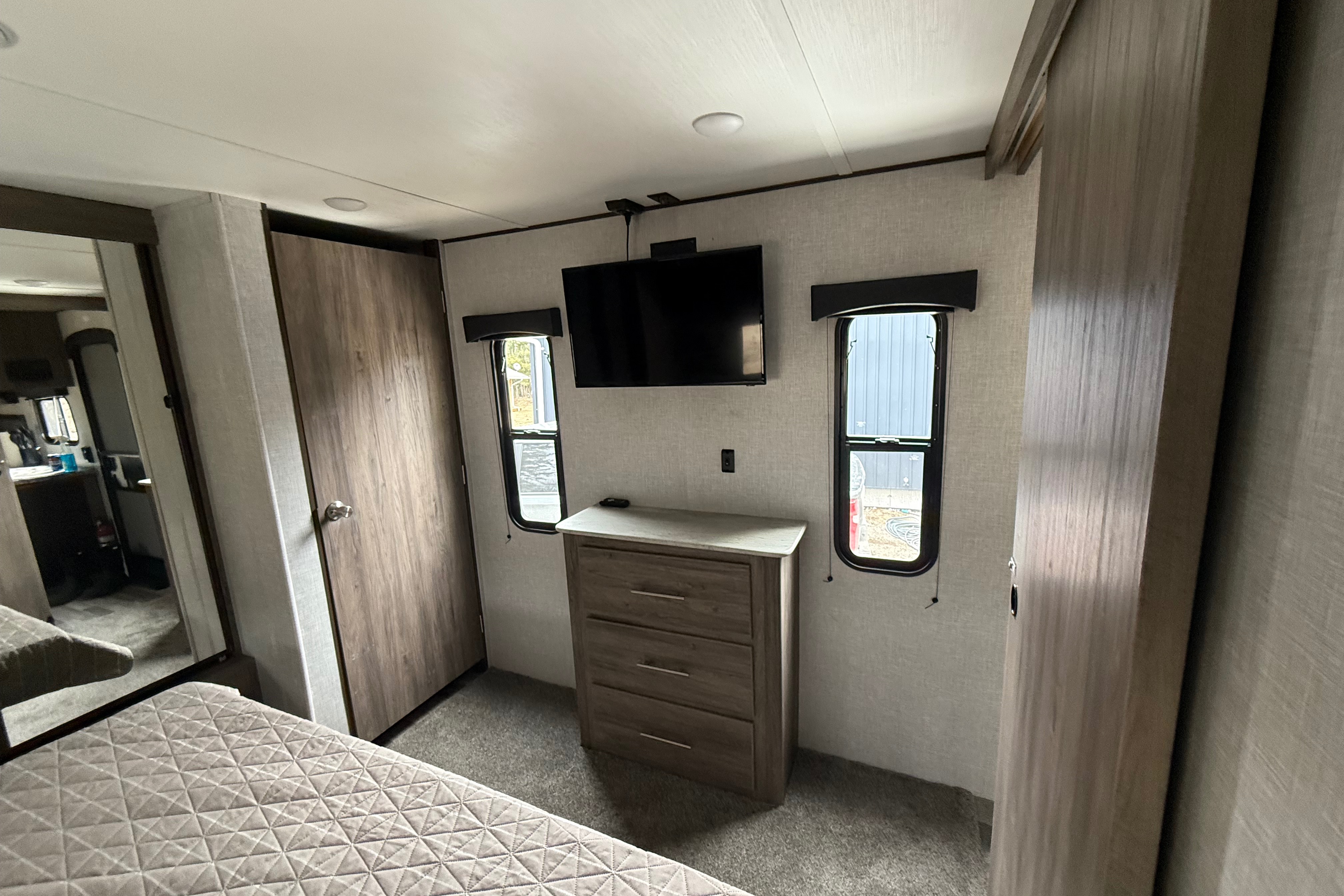 Chris's Zinger 340BH Travel Trailer