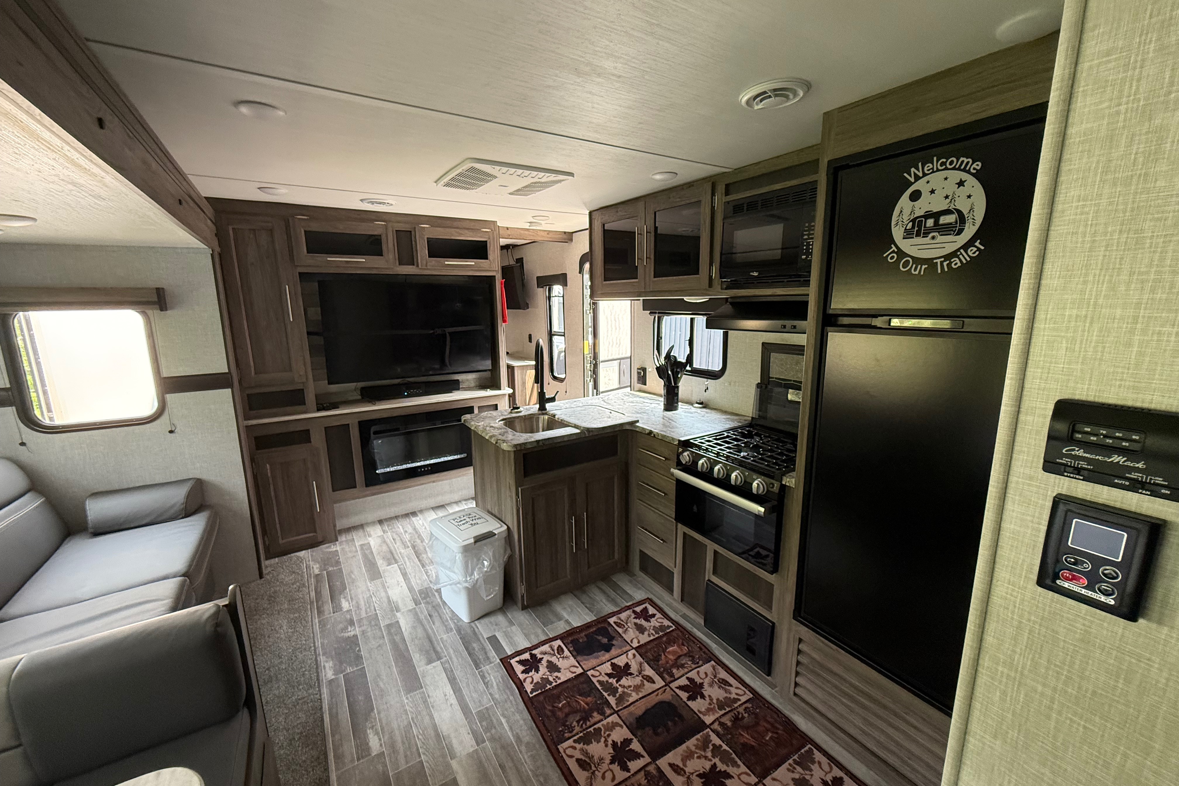 Chris's Zinger 340BH Travel Trailer