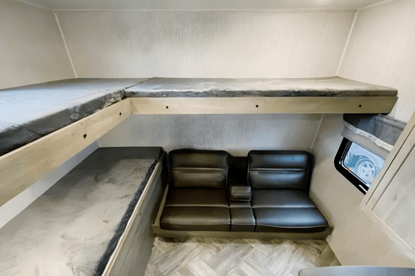 Mark's Palomino Puma 28BHSS Travel Trailer