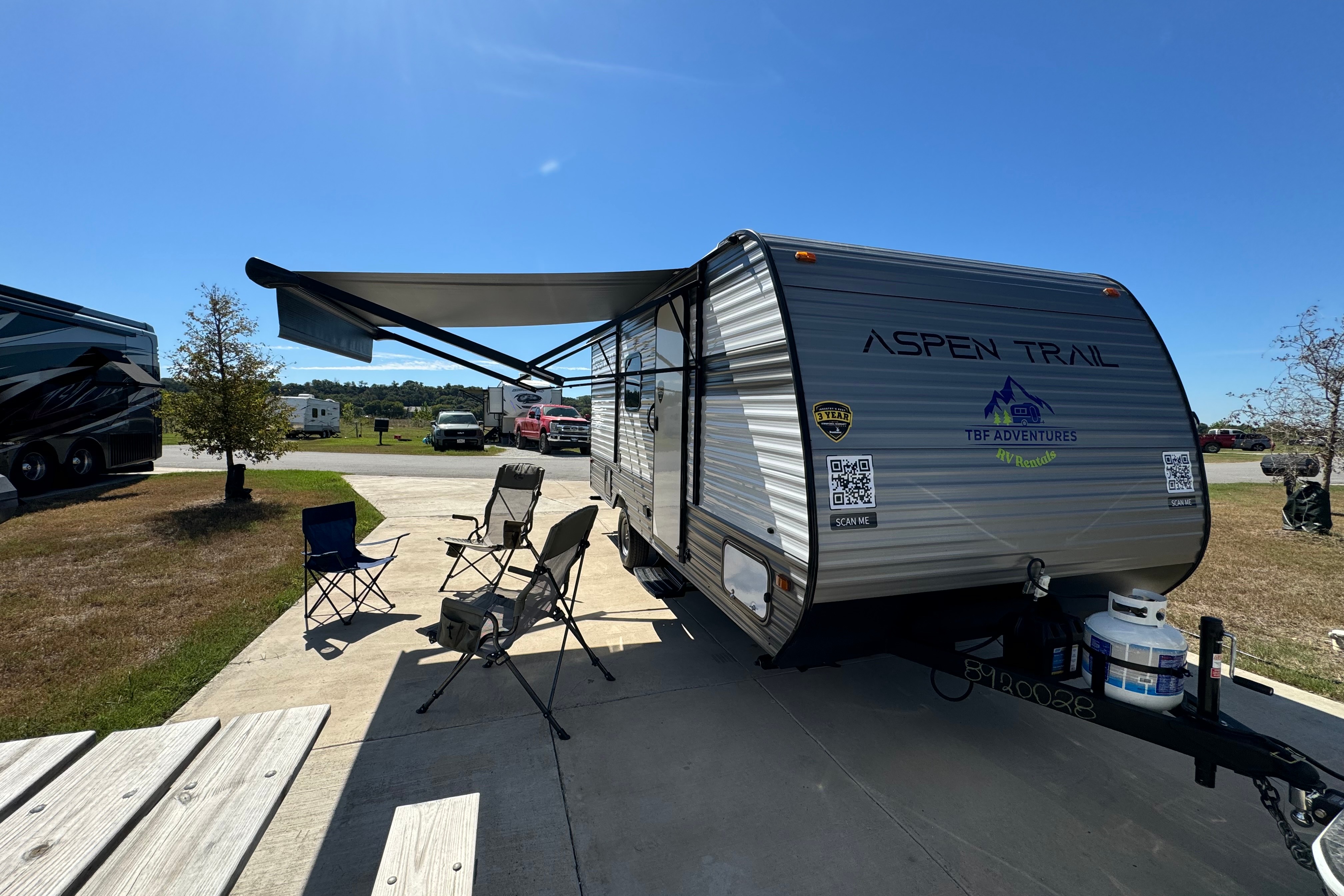 The Cozy Cabin Cruiser (0000)