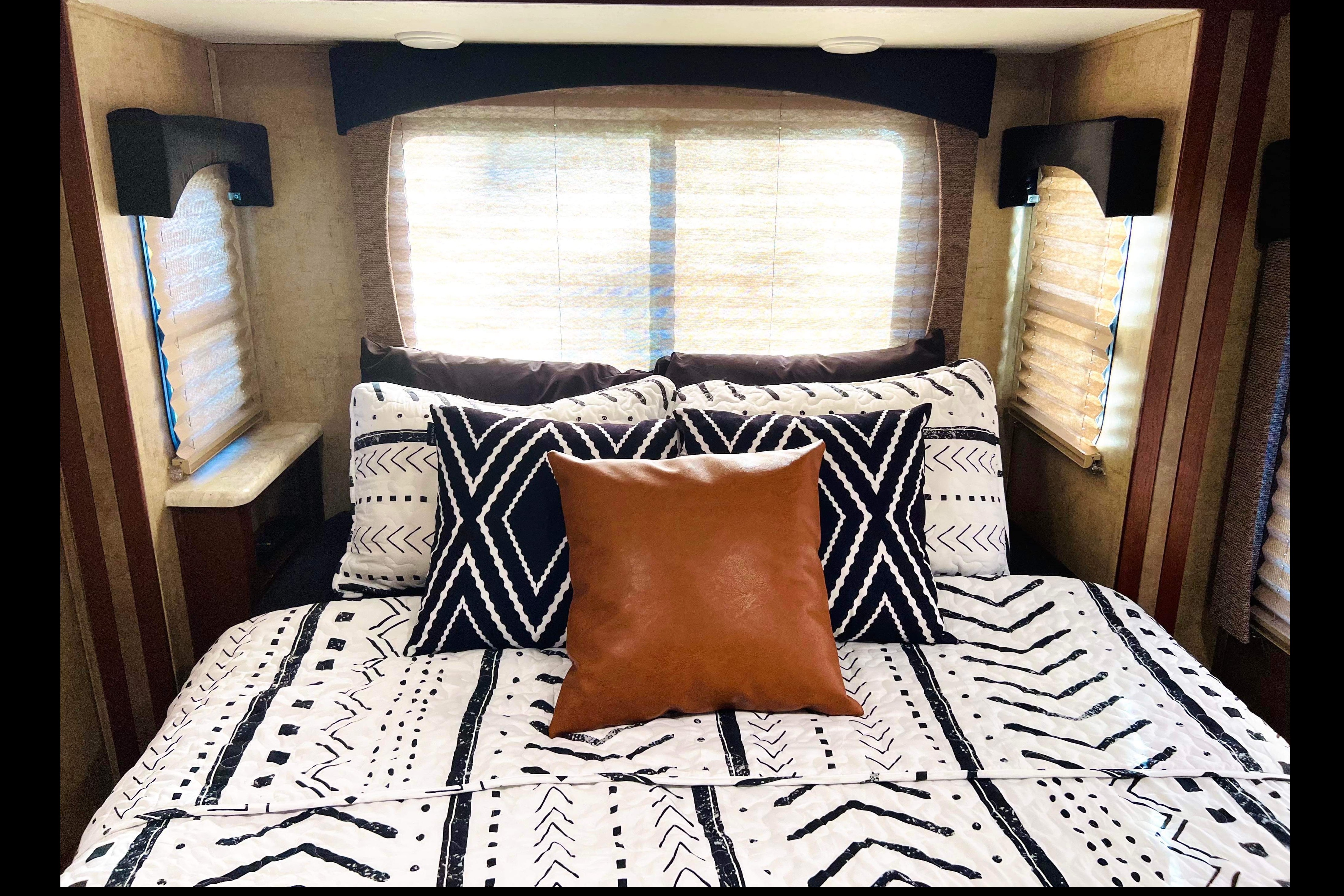 “Crazy Train” Forest River Sunseeker 3010DS Class C