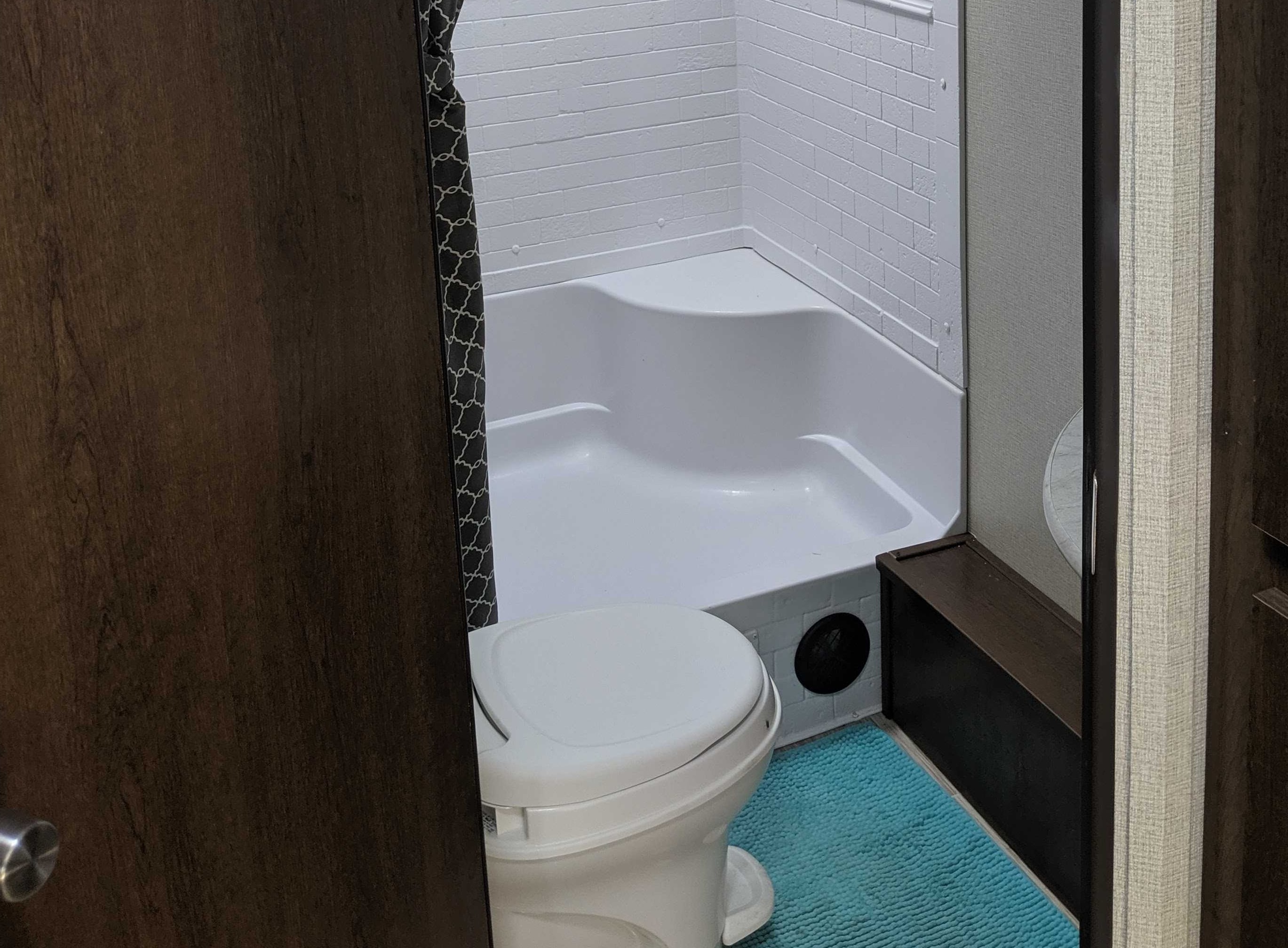 Tracer Breeze Travel Trailer