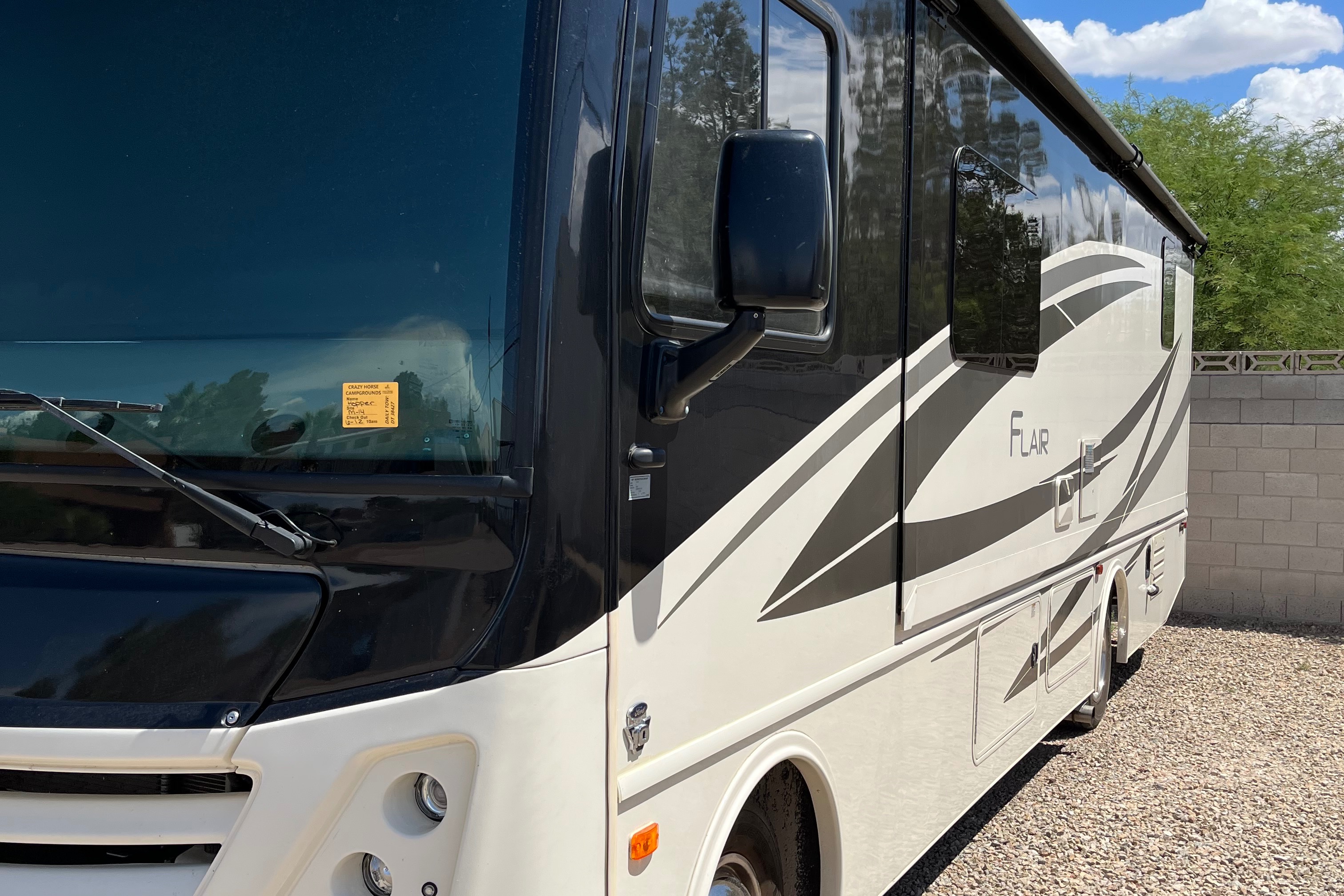 Robert's Fleetwood Flair 29M Class A