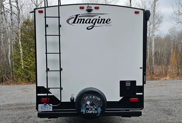 Grand Design Imagine 2400BH Travel Trailer