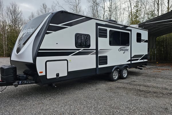 Grand Design Imagine 2400BH Travel Trailer