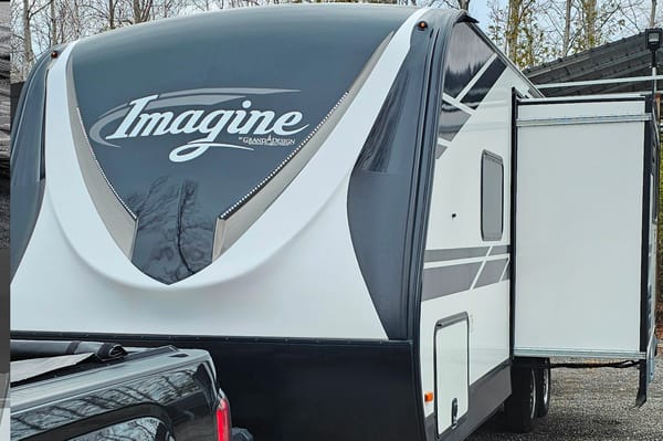 Grand Design Imagine 2400BH Travel Trailer