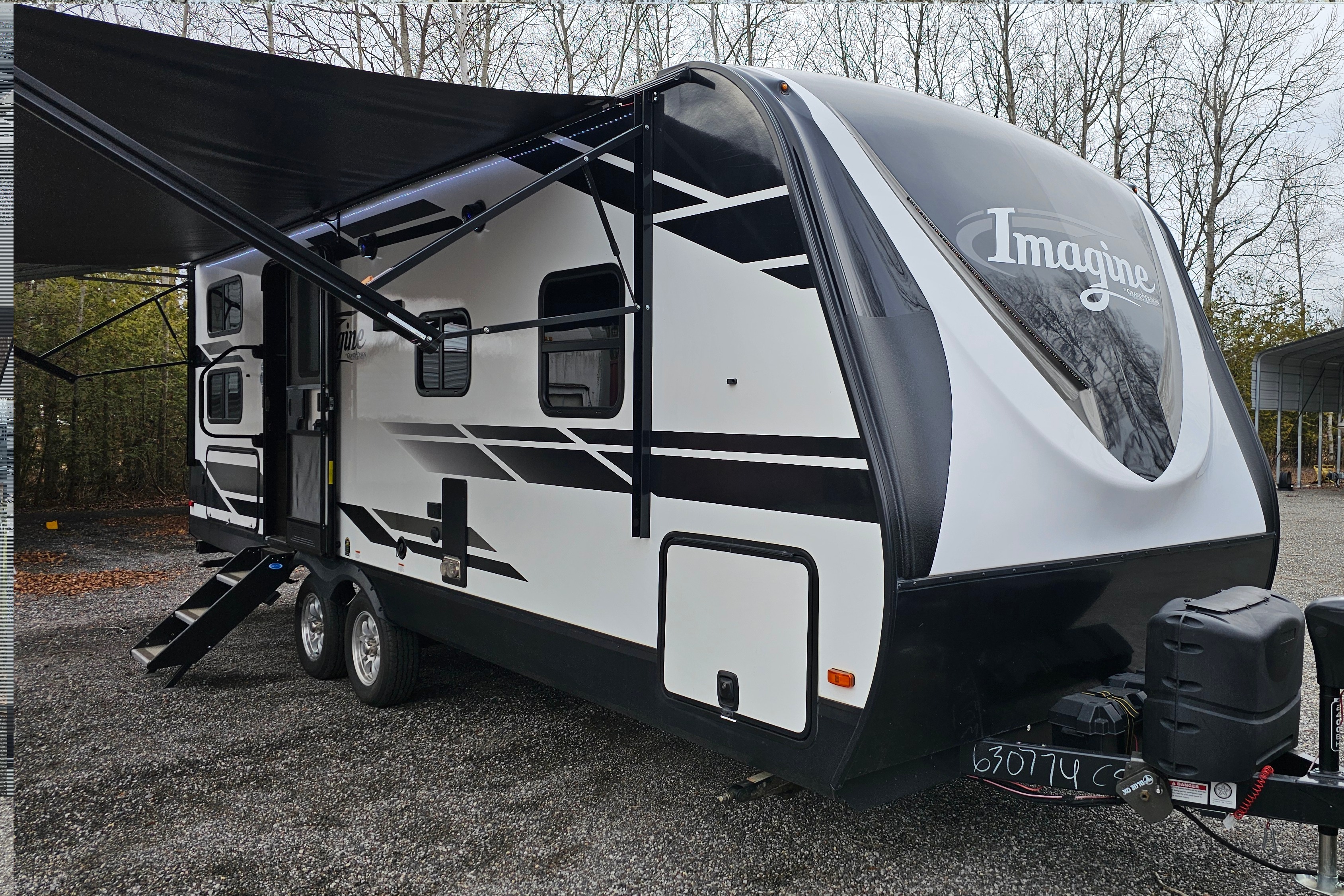 Grand Design Imagine 2400BH Travel Trailer