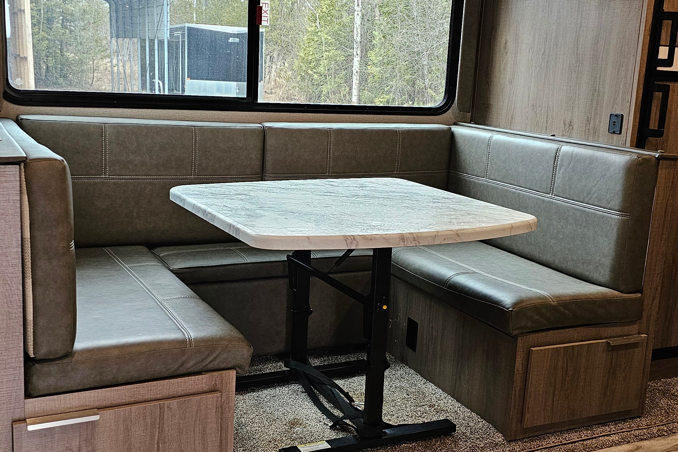  Grand Design Imagine 2400BH Travel Trailer