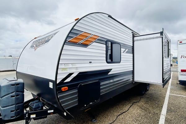 “Haul-Tel California” Your getaway awaits!