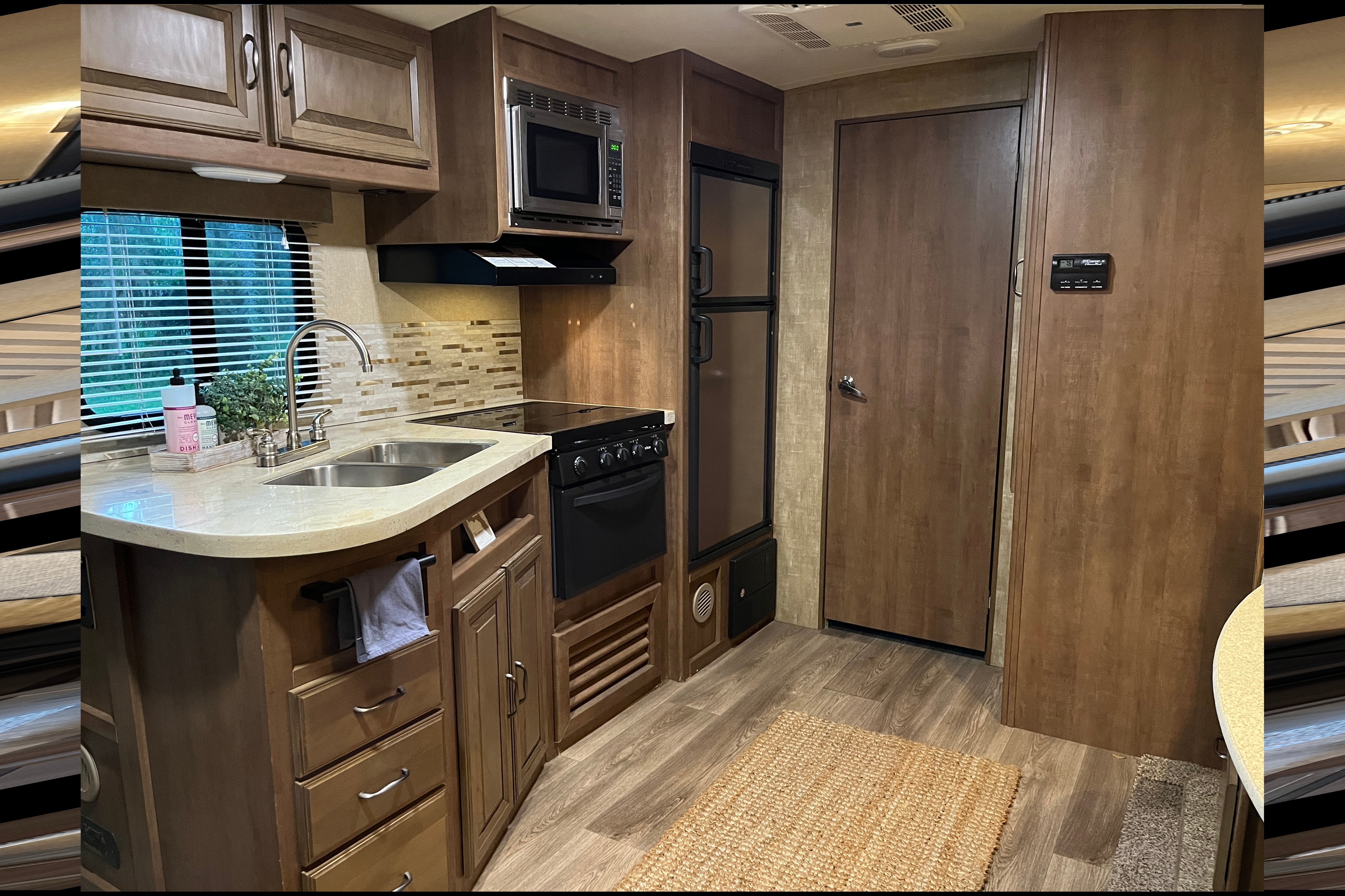 Joe and Christine's Fun Finder Xtreme Lite Travel Trailer