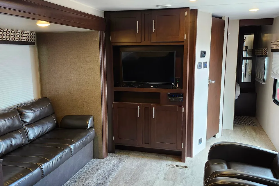 2019 Sportsman Travel Trailer
