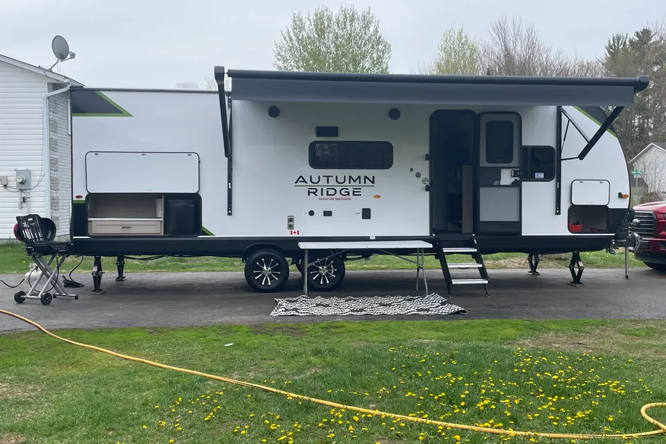 June's Starcraft 26BHS Travel Trailer