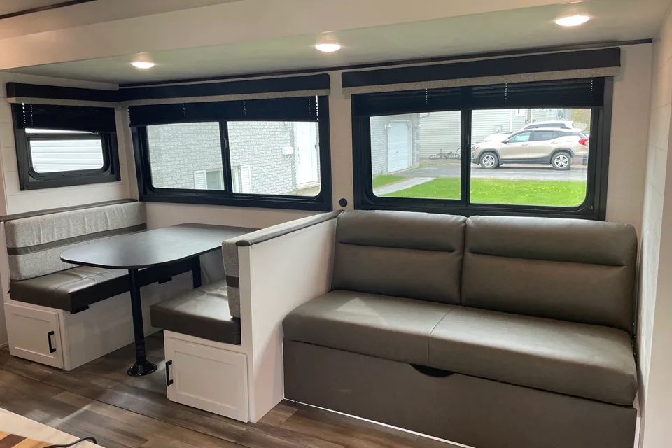 June's Starcraft 26BHS Travel Trailer