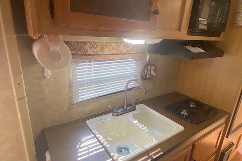 Alan's KZ 180 Coyote Lite Travel Trailer