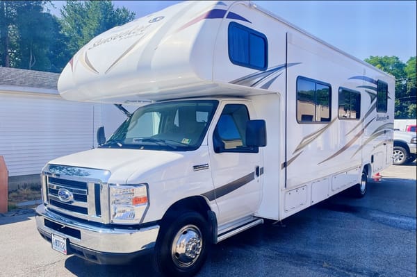 2018 Forest River Sunseeker 2850SLE Class C