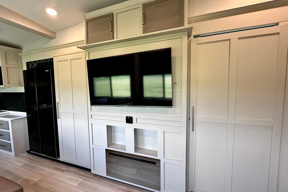 Forest River Heritage 320 viewGlen Fifth Wheel