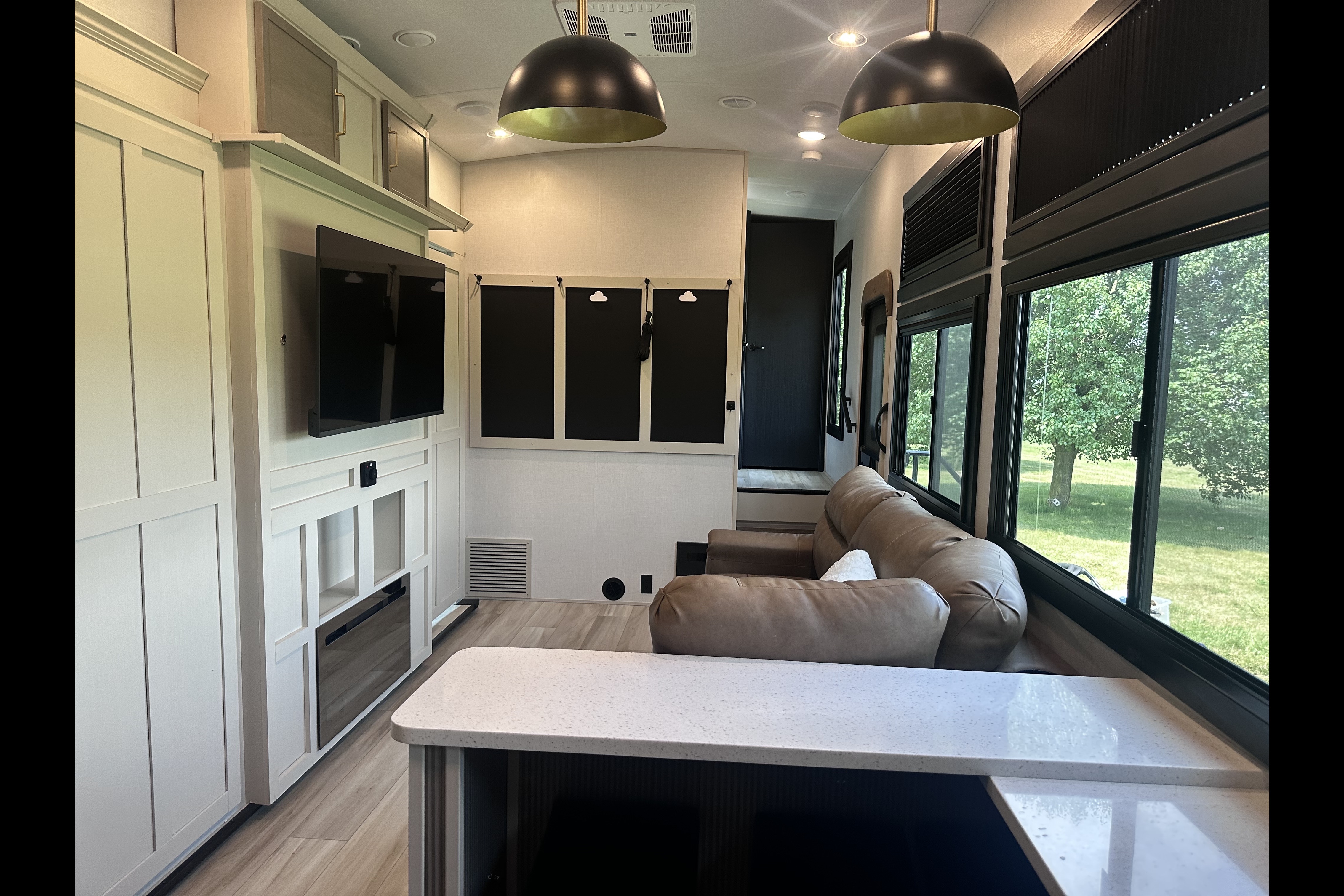 Forest River Heritage 320 viewGlen Fifth Wheel