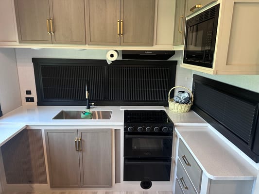 Forest River Heritage 320 viewGlen Fifth Wheel