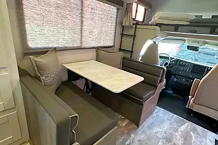 New Gulf Stream Conquest Class C 24ft. - FREE PRIVATE SHUTTLE - Layla-