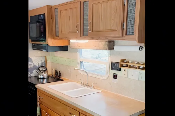 Mark's Nash 22GQ Travel Trailer