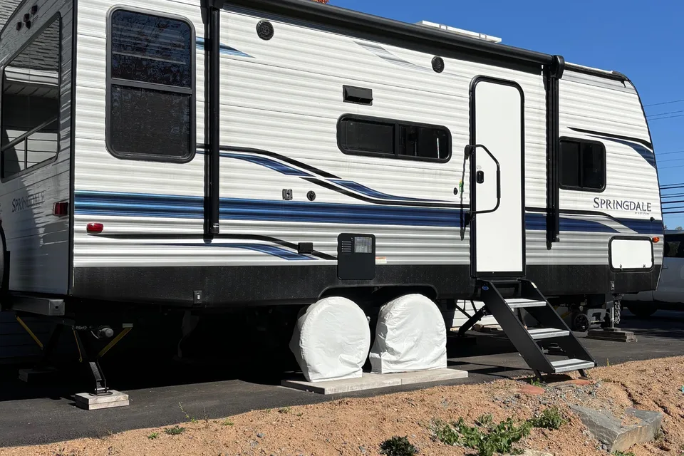 Raelene's Keystone springdale Travel Trailer