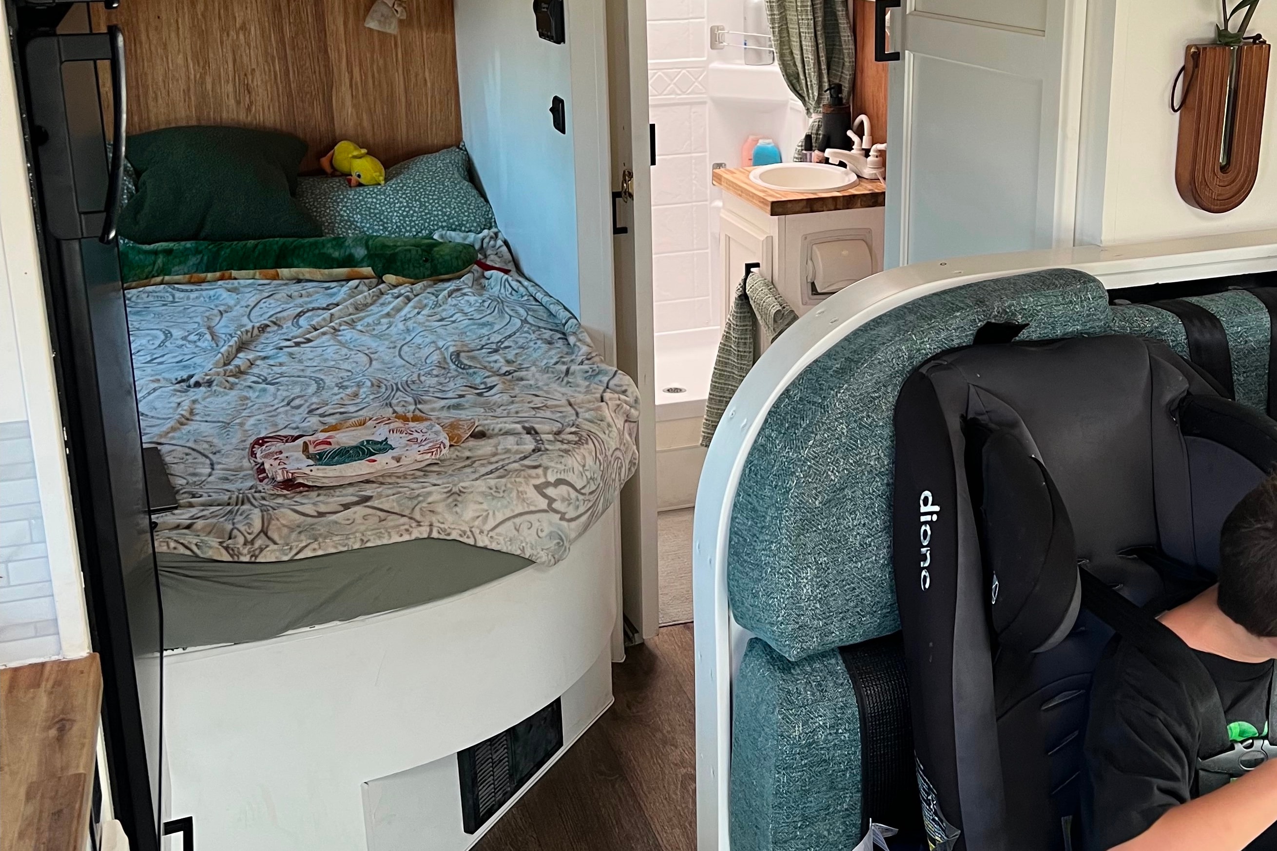 TakeMeOverland's RV